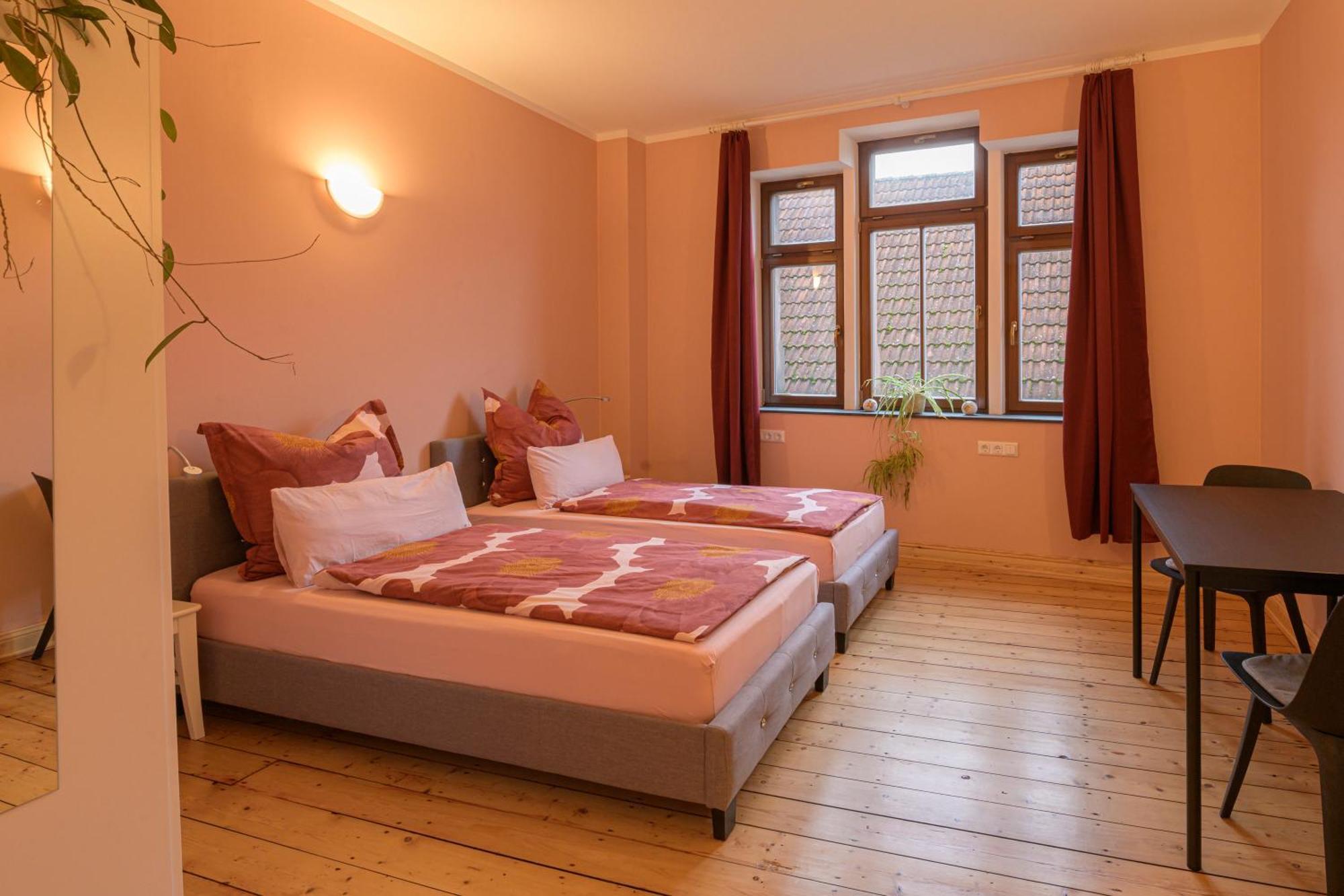 Gaestehaus Villa Fliedner - Das Kutscherhaus Monsheim  Buitenkant foto